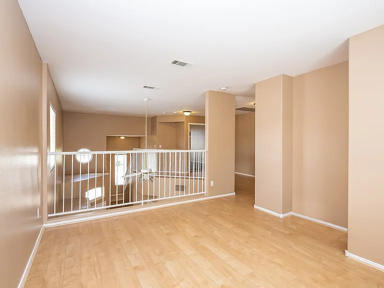7537 Flat Rock St — Photo 9