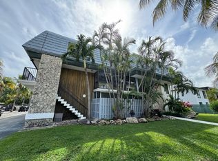 230 Sunrise Dr APT 8, Key Biscayne, FL 33149