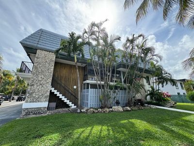 230 Sunrise Dr APT 8, Key Biscayne, FL, 33149