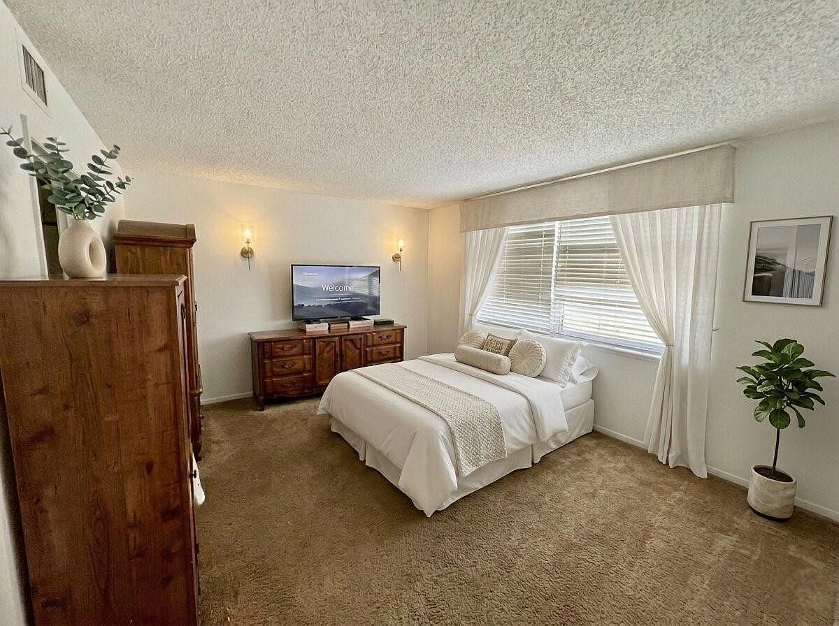 7610 NW 18th Street #305