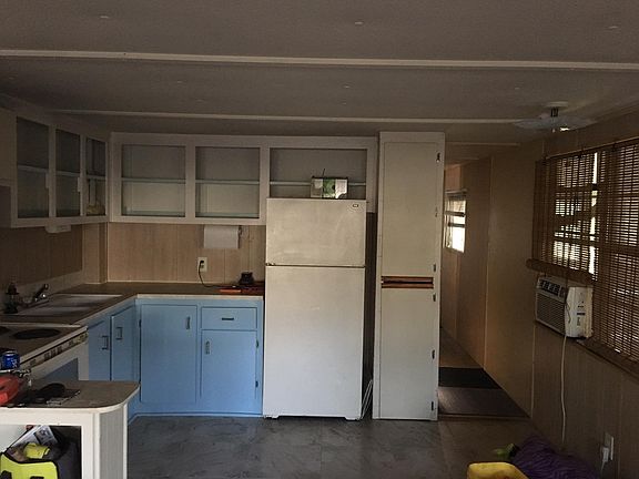 5th image of 4112 Maywood Dr