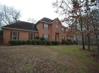 5470 Punkintown Rd, Douglasville, GA 30135