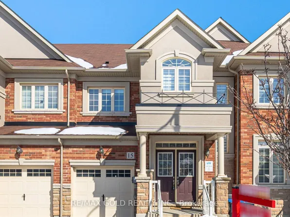 15 Hines St, Brampton, ON L7A 4X4