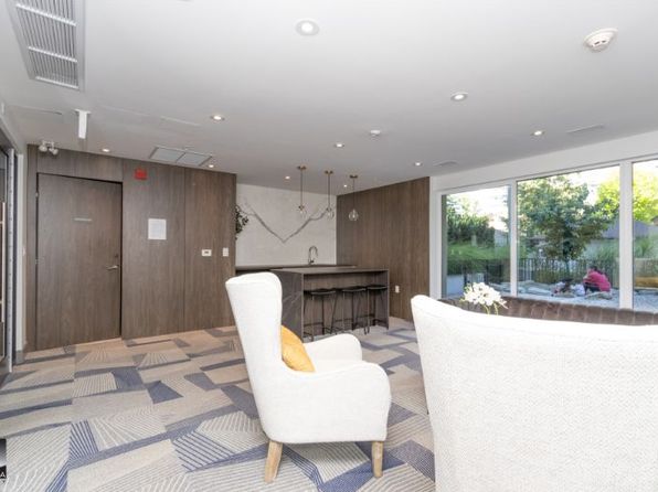 2 bedroom rental in Vancouver — photo 20