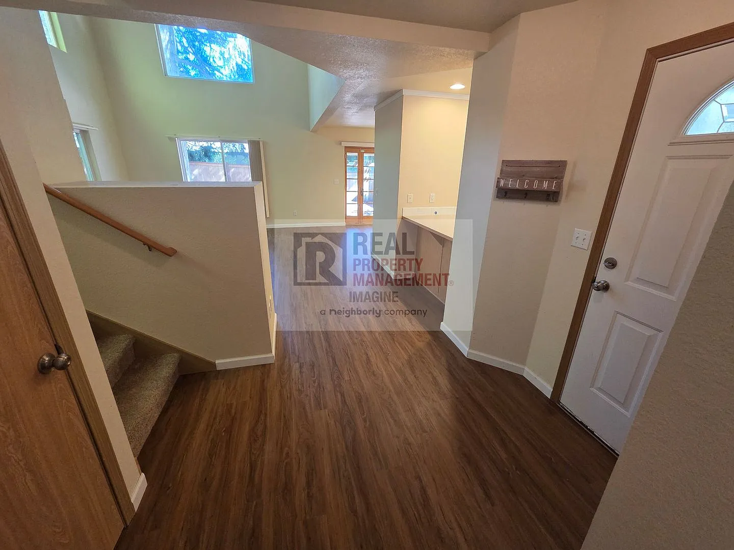 Check out this beautiful 3 bedroom, 2.0 bath gated community home! — Photo 4