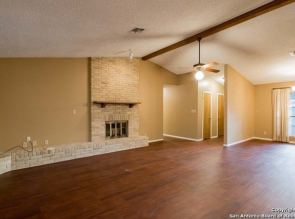 3rd image of 13831 Susancrest Dr