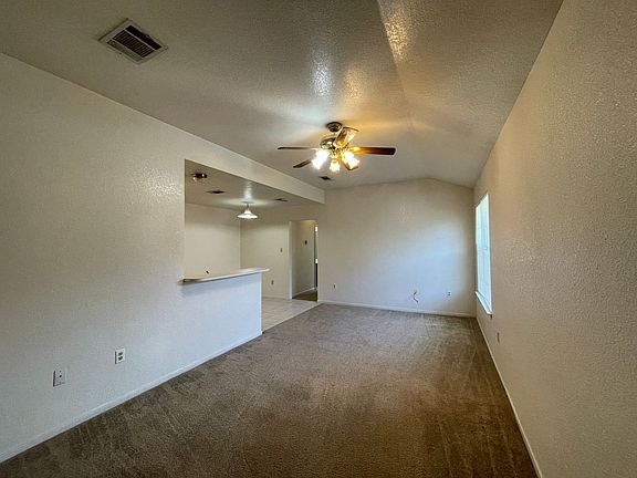 2nd image of 1011 Hawk Trl #2
