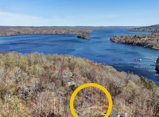 117 N Maple Ln, Greentown, PA 18426