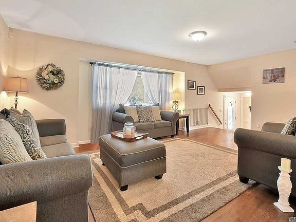 4th image of 32 Campo Ave