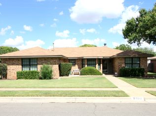 9301 Flint Ave, Lubbock, TX 79423