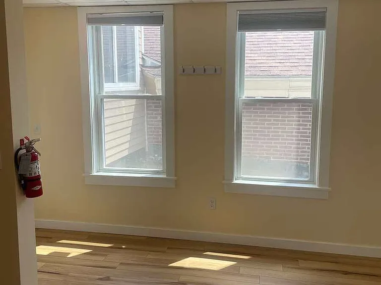 81 Pearl St #202 — Photo 5