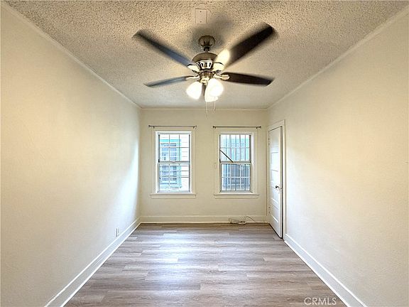 5th image of 2424 N Eastern Ave #B