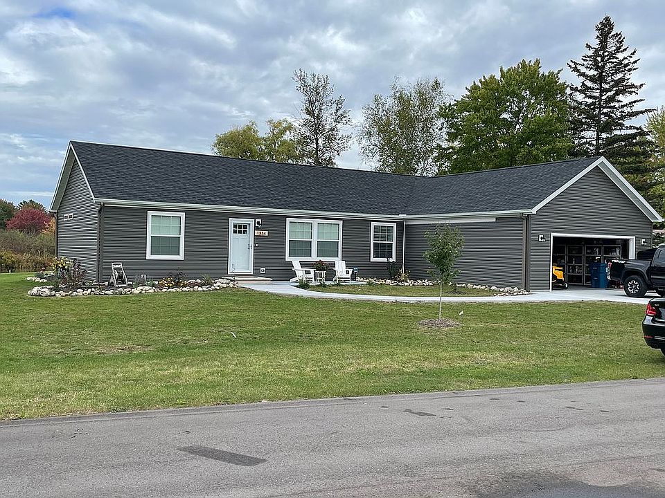 2nd image of 1334 Kingston Rd