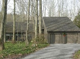 387 Rr 1, Clarksburg, WV 26301