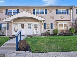 64 Wexford Dr, North Wales, PA 19454