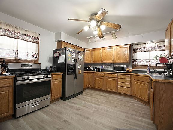 3rd image of 101 Daniels St