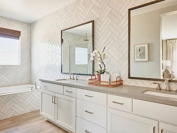 Plan 5016 Model Home Primary Bath