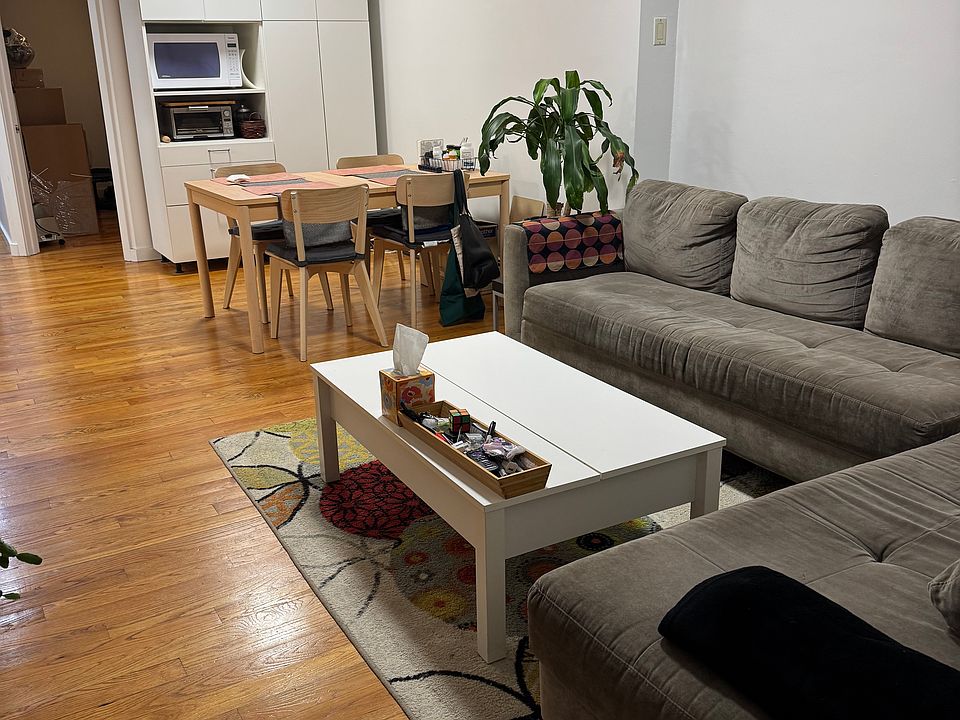 1st image of 75 Powers St #2