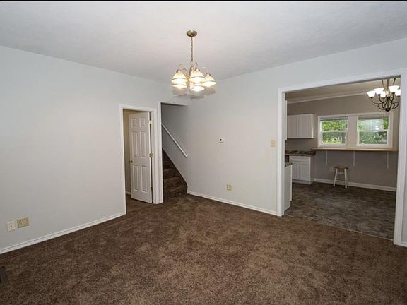 5th image of 617 Middlebury St