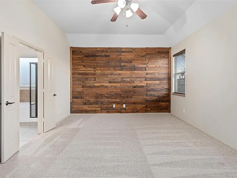 2886 Aurelia Ln — Photo 18