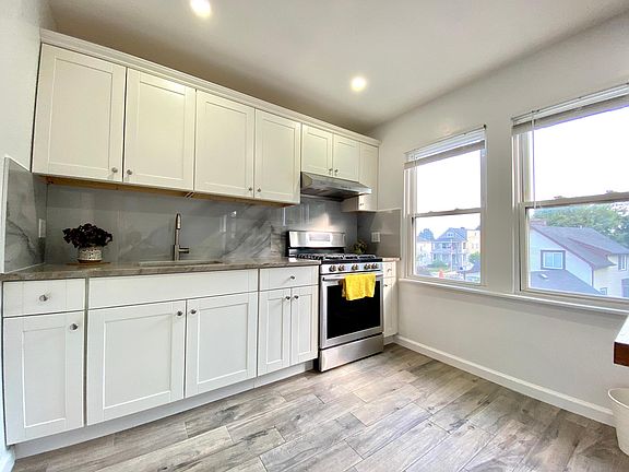 3rd image of 16 Delaware Ave #2F