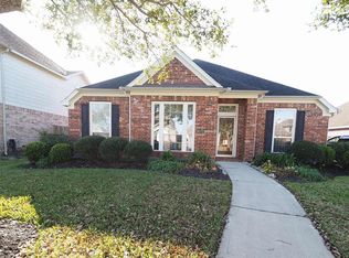 1859 Silent Shore Ct, League City, TX 77573