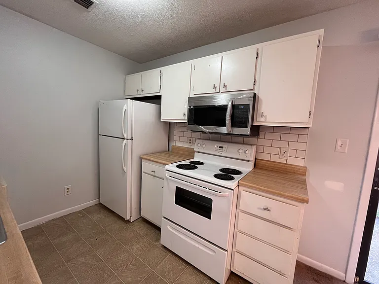 3576 Torbay Dr #3576 — Photo 14