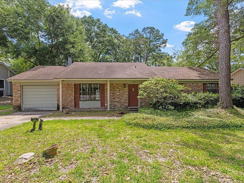 1st image of 2309 Cumberland Dr