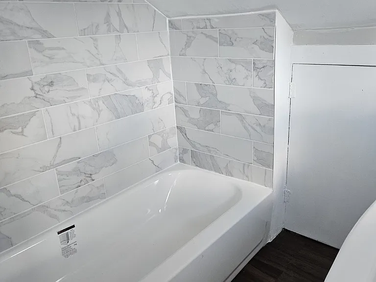 1210 Longfield Ave #1 — Photo 5