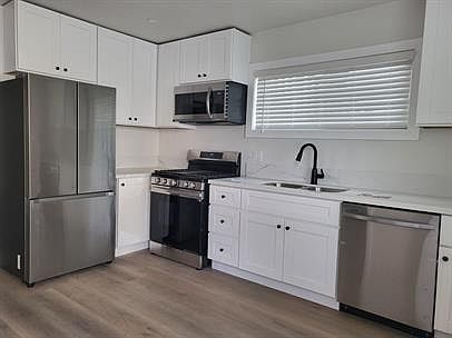 1st image of 363 Roosevelt St #5