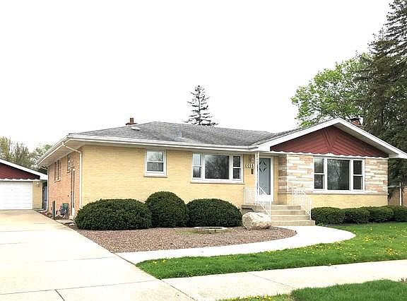 2nd image of 6455 W 88th St