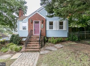 2134 S Walter Reed Dr, Arlington, VA