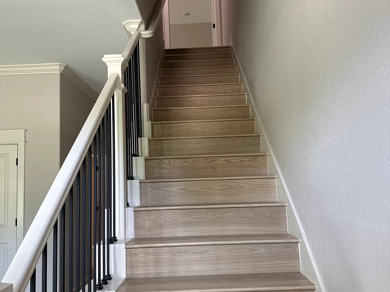 4 bed, 2.5 bath, 2040 sqft, $2,100 — Photo 4