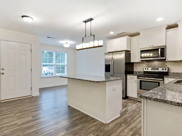 116 Brickyard Ln, Lillington, NC 27546