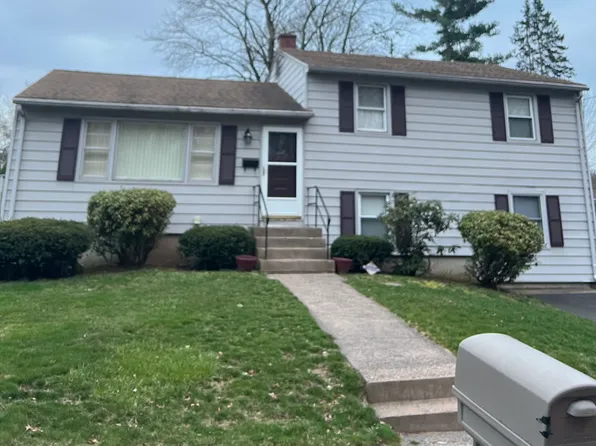 239 Brook Street, Hamden, CT 06514
