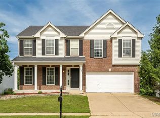 1566 Buckhurst Ct, Ballwin, MO 63021