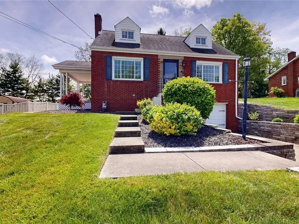 121 Rosemont Dr, Coraopolis, PA 15108