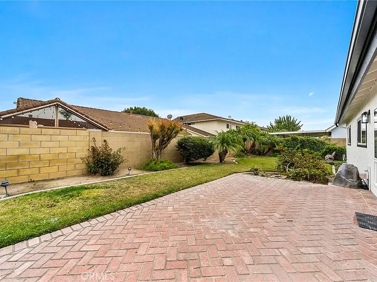 9374 Fleetwood St — Photo 12