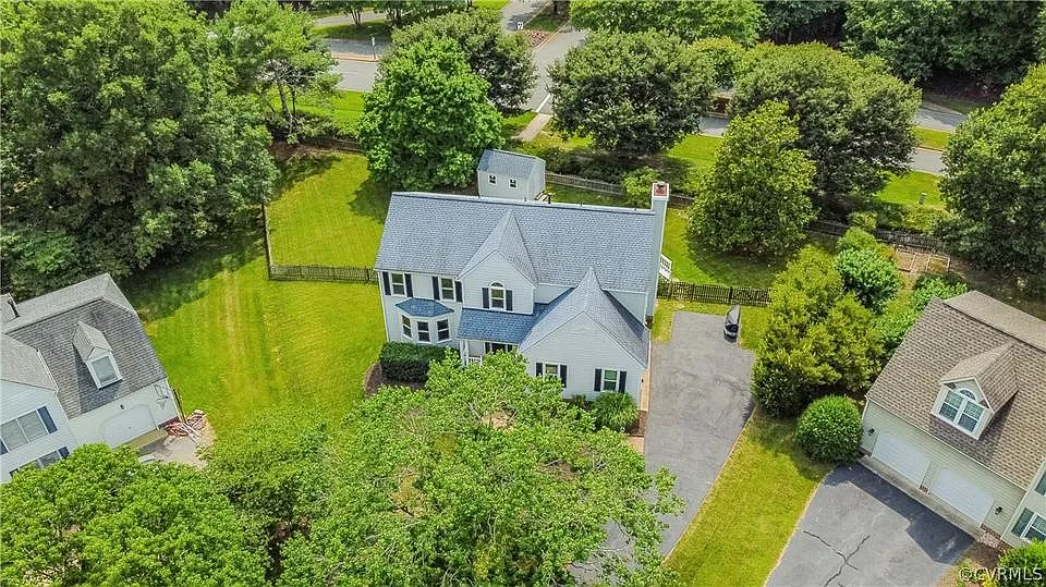 Building Photo - 6201 Winsted Ct