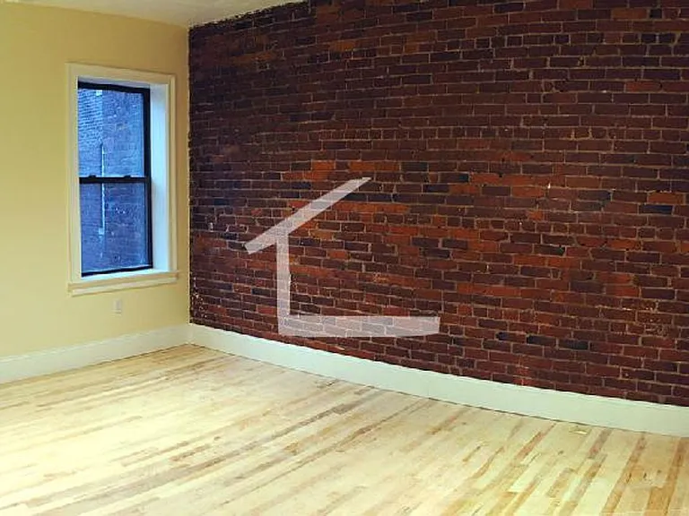1205 Beacon St #2 — Photo 11