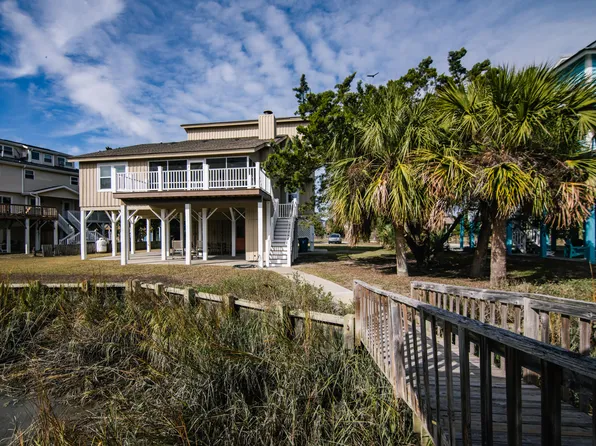 3603 Bay Point Dr, Edisto Island, SC 29438