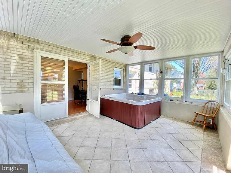 514 Ivydale Rd — Photo 25