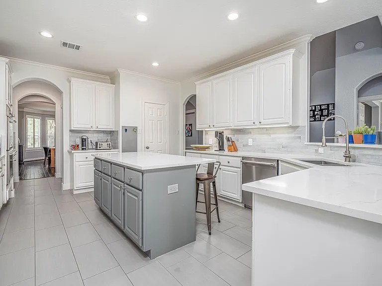 5907 Ballina Canyon Ln — Photo 13