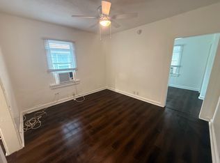 1131 Queen St N #A, Saint Petersburg, FL 33713