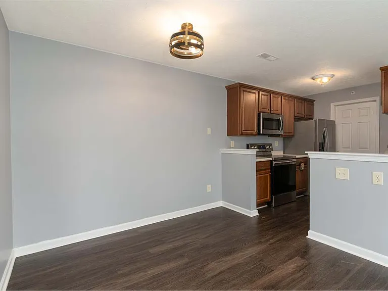 10260 Crossbow Ct #4 — Photo 17