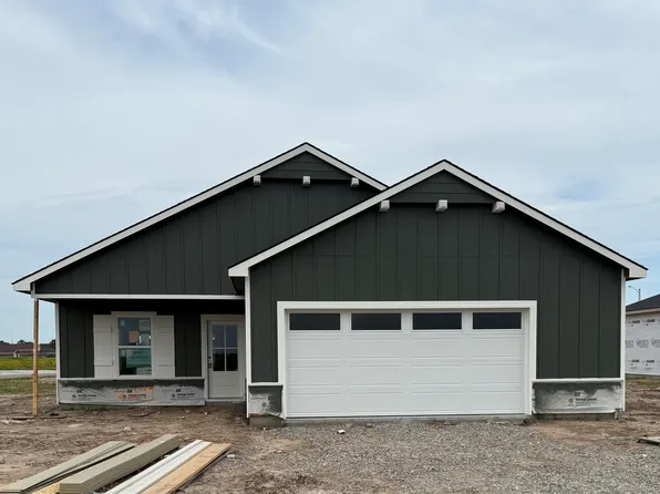 2244 S Colt Pl, Haysville, KS 67060