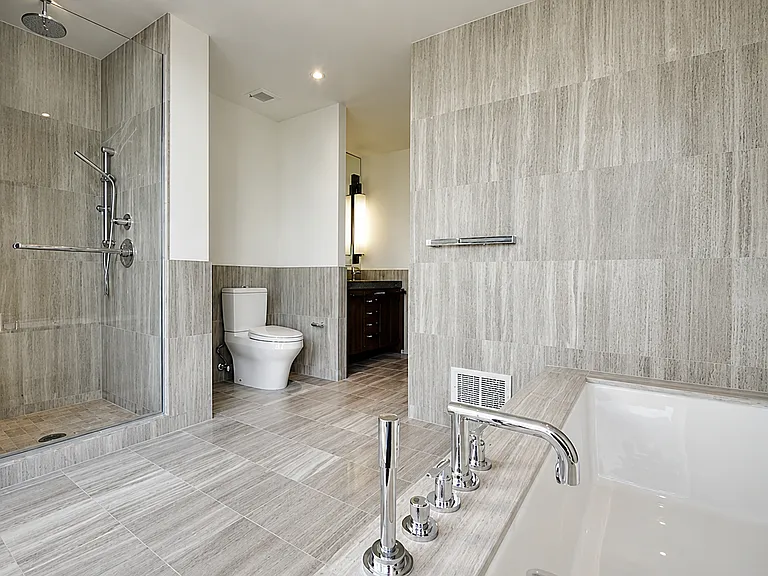 400 5th Ave #40F — Photo 9