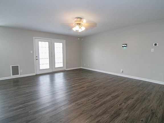 4th image of 731 Shetland Dr