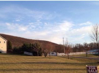 165 Jay Ln, State College, PA 16801