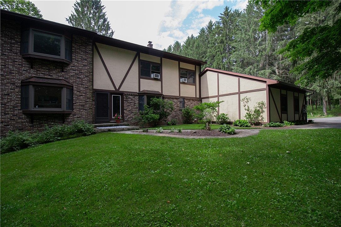 286 Mendon Center Rd, Honeoye Falls, NY 14472 Zillow